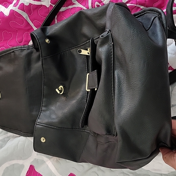 Backpack - Picture 4 of 4